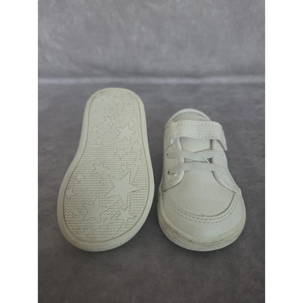 Carters Unisex White Size 5 Toddler Sneakers